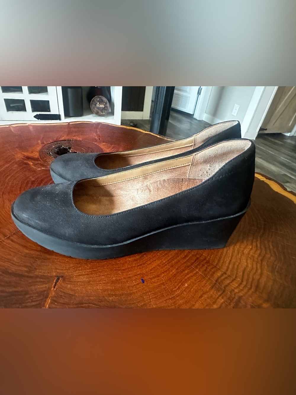 Vionic Black Women's Classic Ballet Flats - Picture 3 of 6